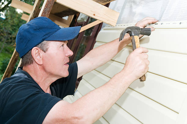 Siding for Multi-Family Homes in Shiner, TX